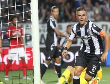 Αλώβητος ο ΠΑΟΚ στην κορυφή - Επικράτησε 2-0 του Απόλλωνα Σμύρνης